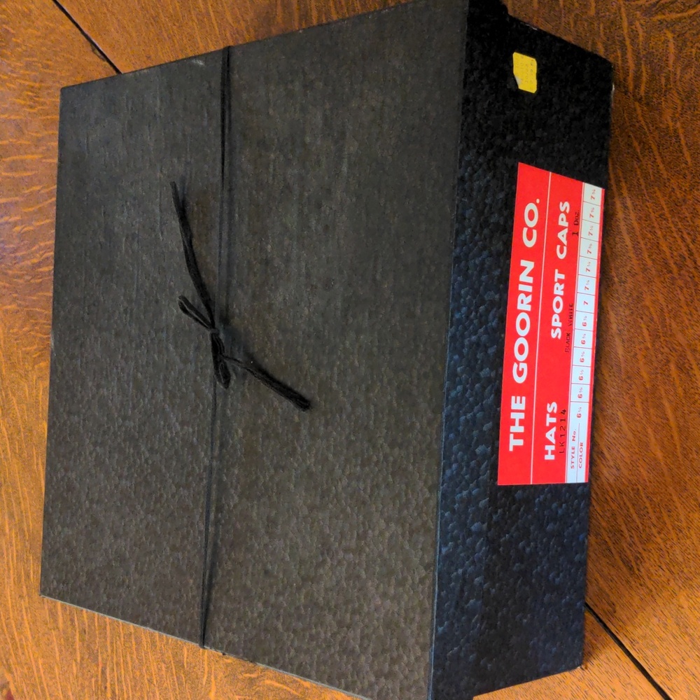 GOORIN BROS. VTG Hat Box Unisex